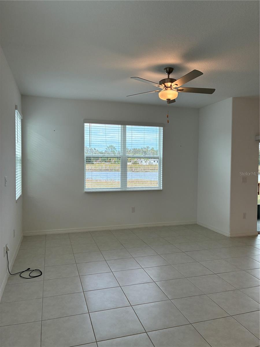 TOWNES/LK THOMAS PH 1 - Residential Lease