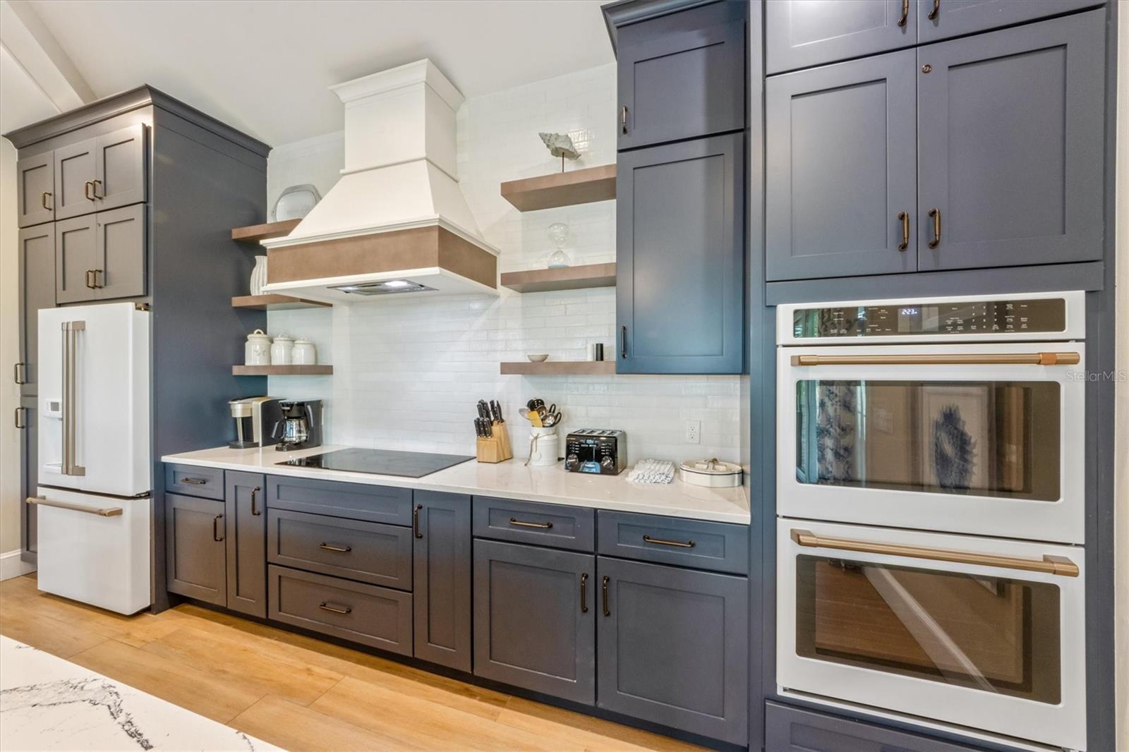 SHORE ACRES FOURTH ADD - Residential