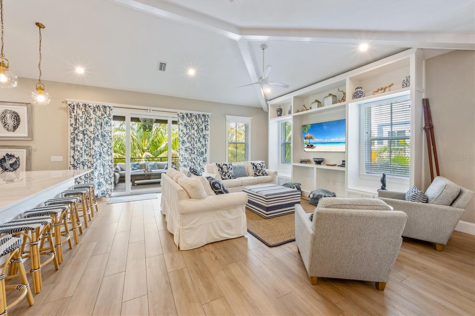 SHORE ACRES FOURTH ADD - Residential