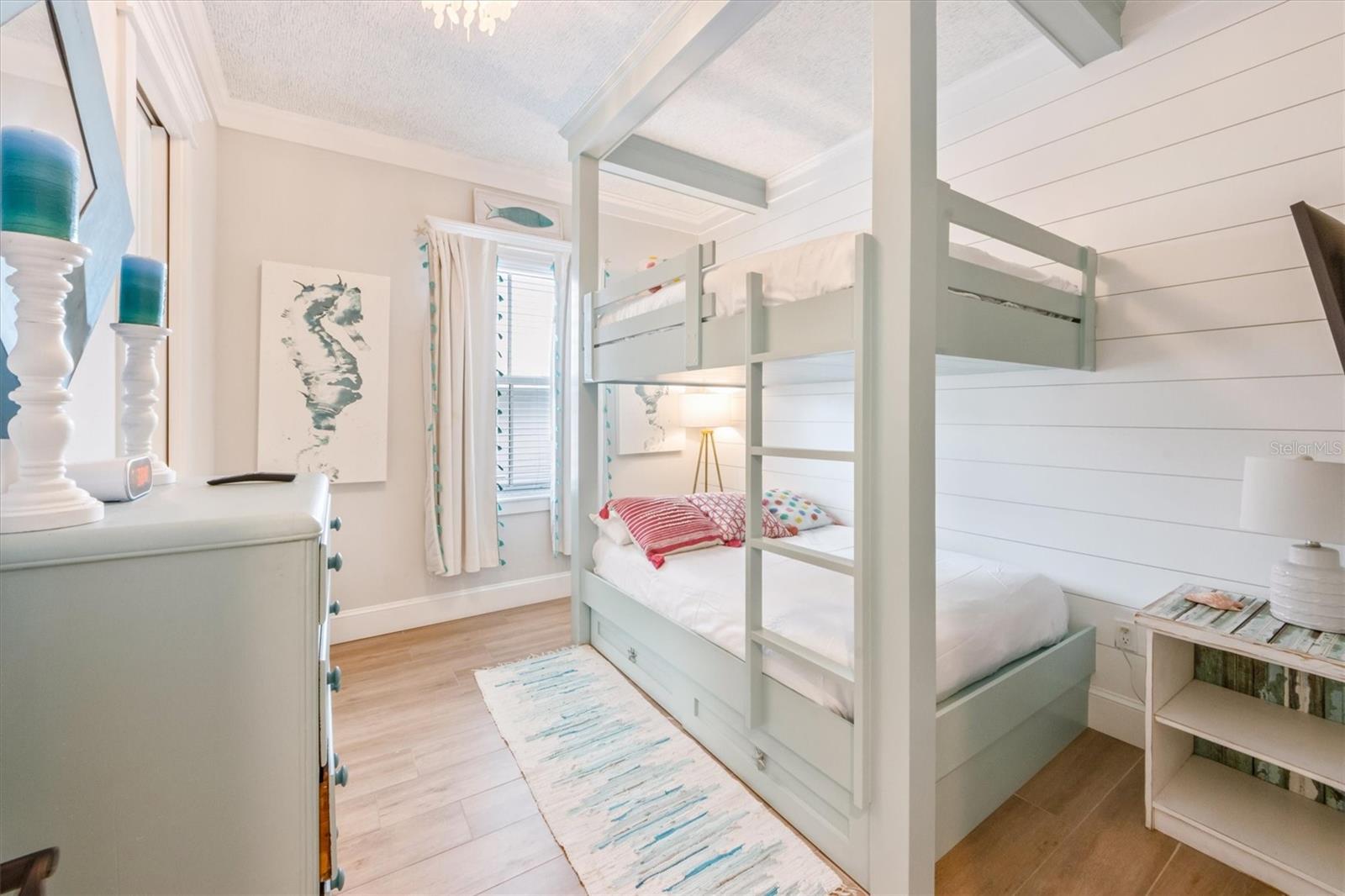 SHORE ACRES FOURTH ADD - Residential