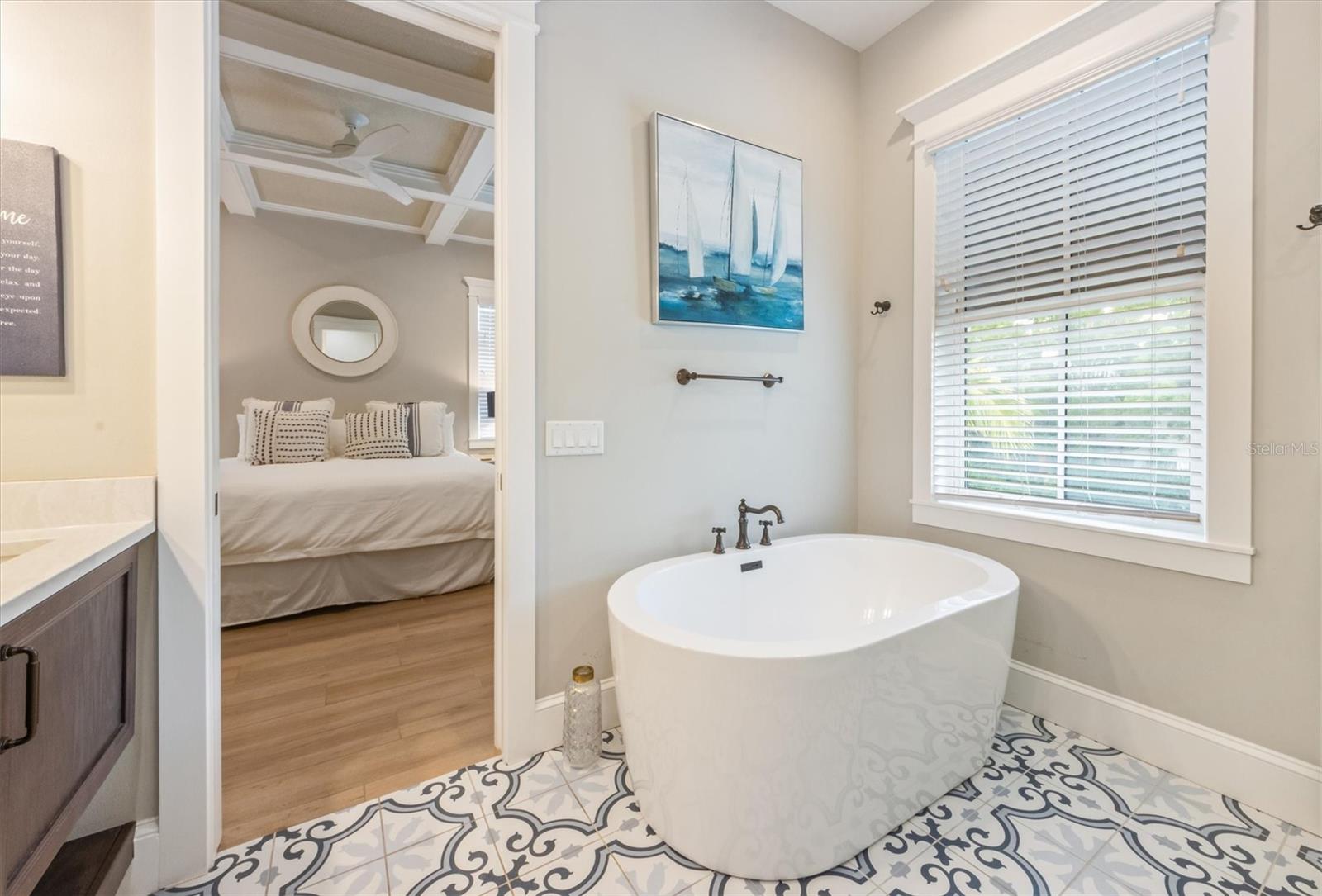 SHORE ACRES FOURTH ADD - Residential