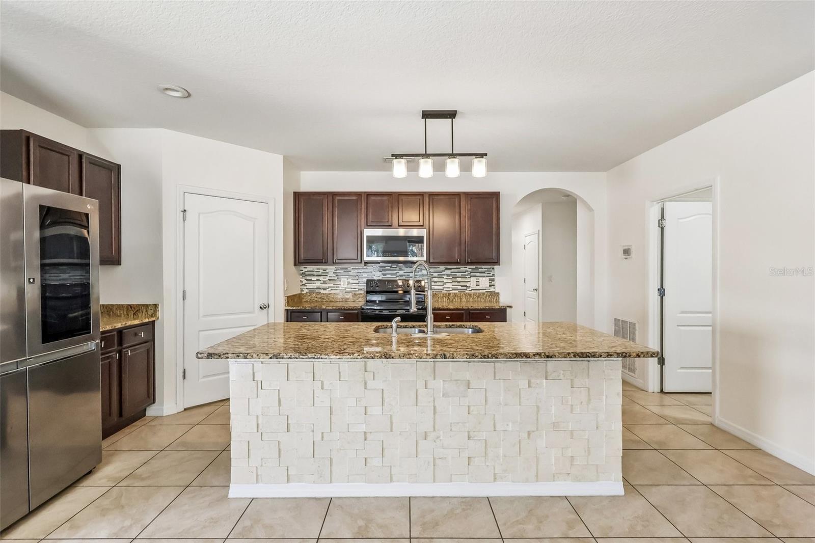 SQUIRES GROVE - Residential