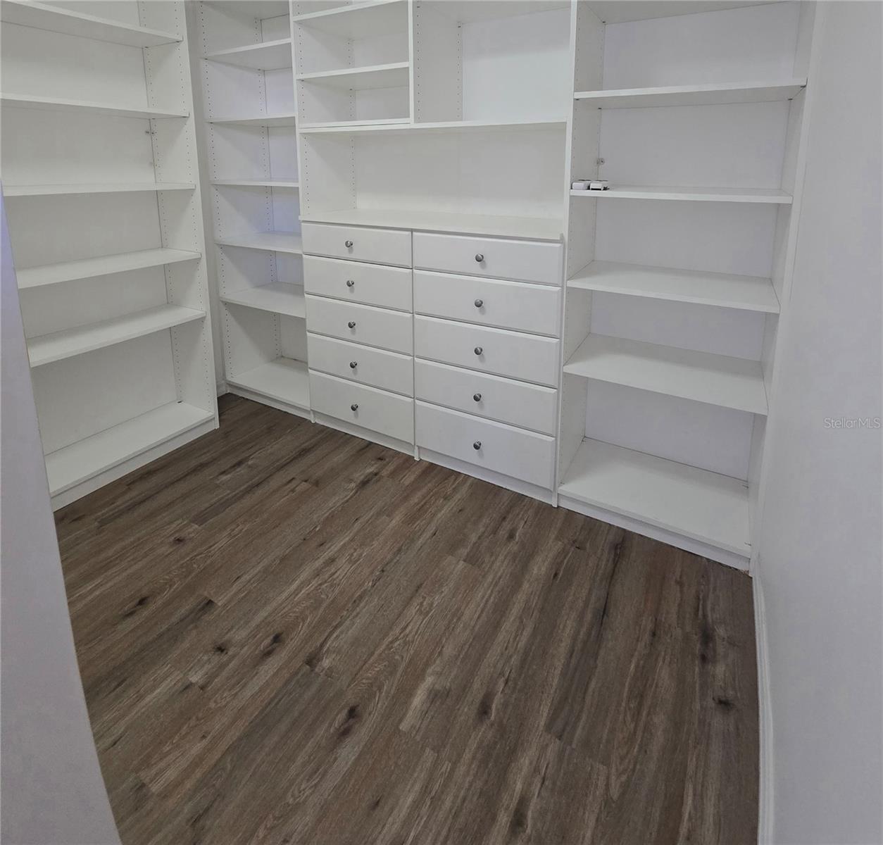 PLANTATION AT LEESBURG NOTTOWAY VILLAGE - Residential