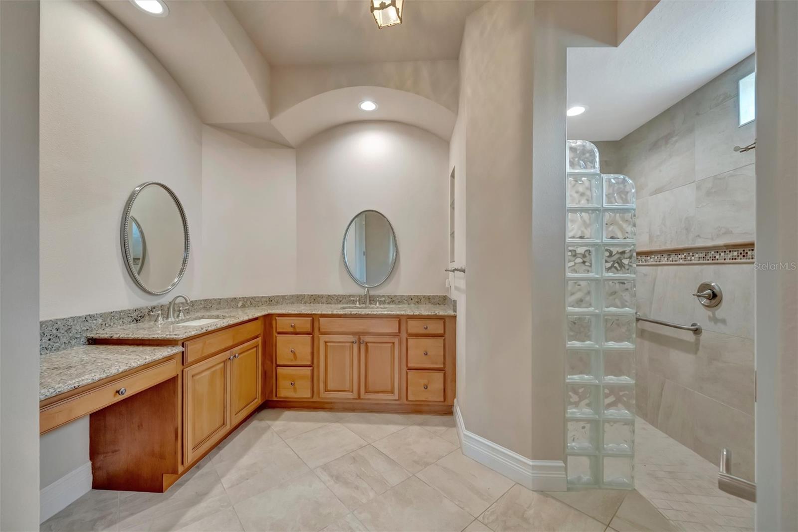 COUNTRY CLUB EAST AT LAKEWD RNCH OO1&2 - Residential