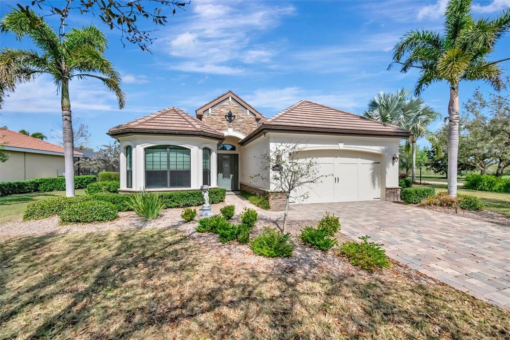 Photo of 15407 Helmsdale Place, Lakewood Ranch, FL 34202 (MLS # A4685892)