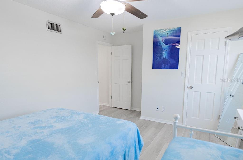 COLONIAL TWNHSE APARTRMENTS PA - Residential