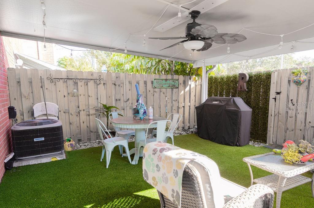 COLONIAL TWNHSE APARTRMENTS PA - Residential