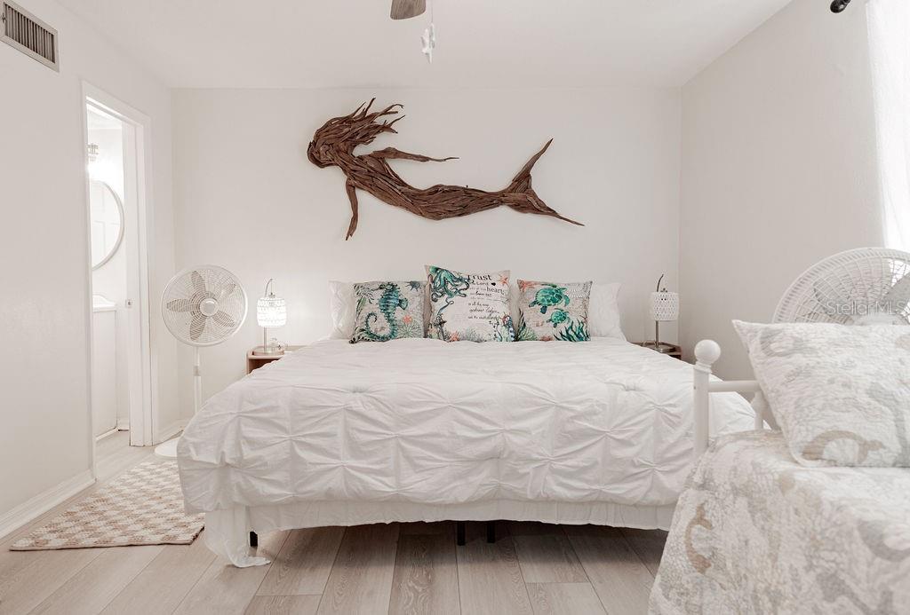 COLONIAL TWNHSE APARTRMENTS PA - Residential