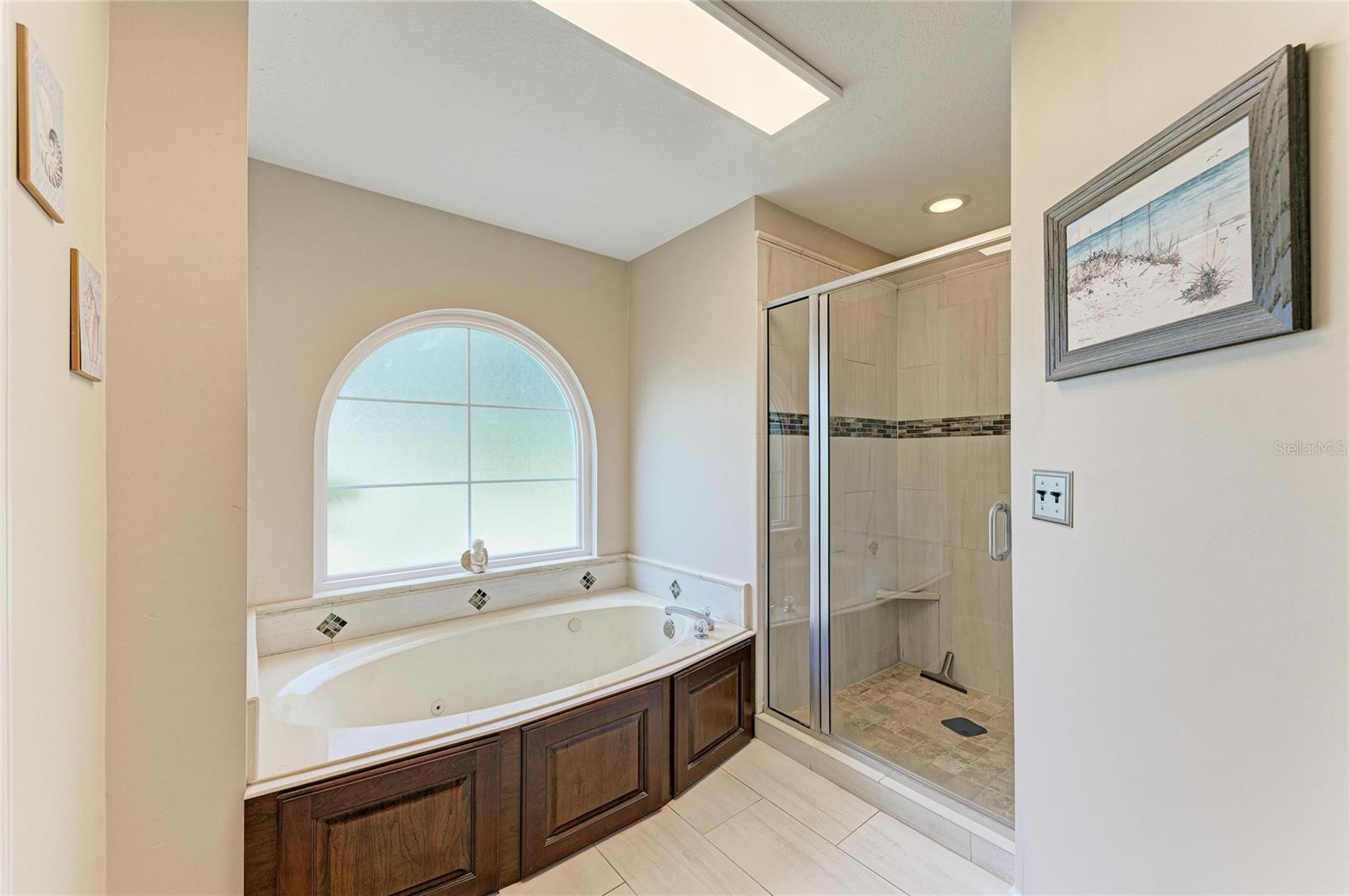 HIDDEN MEADOWS - Residential