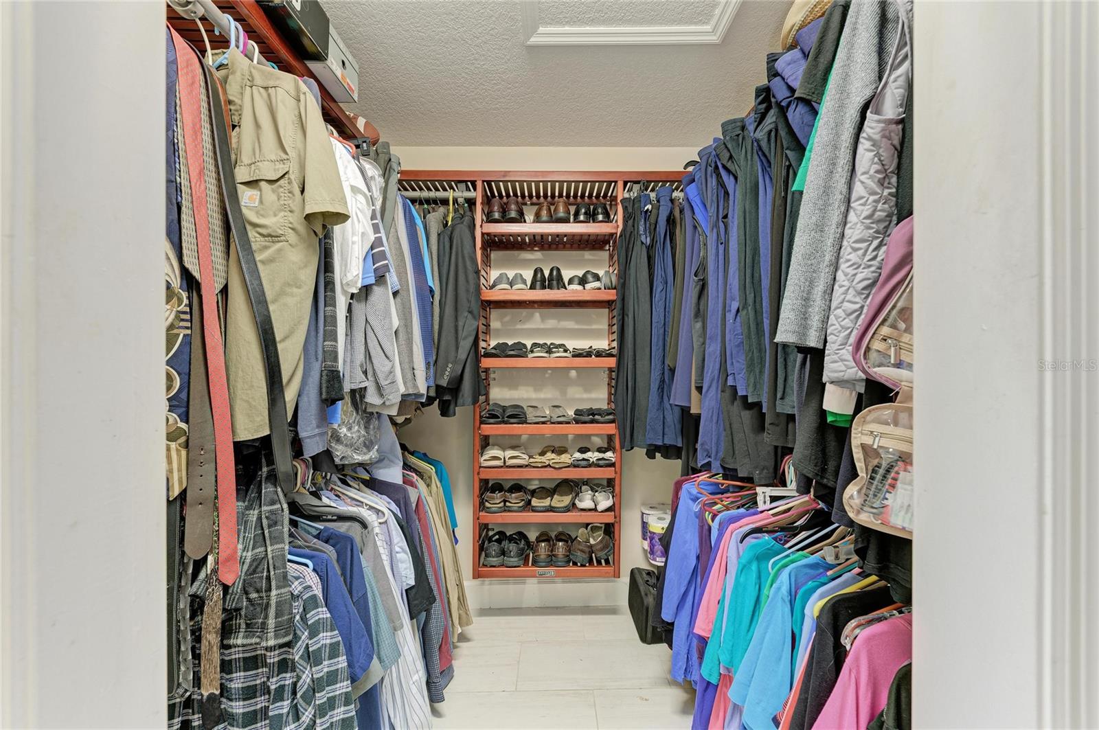 HIDDEN MEADOWS - Residential