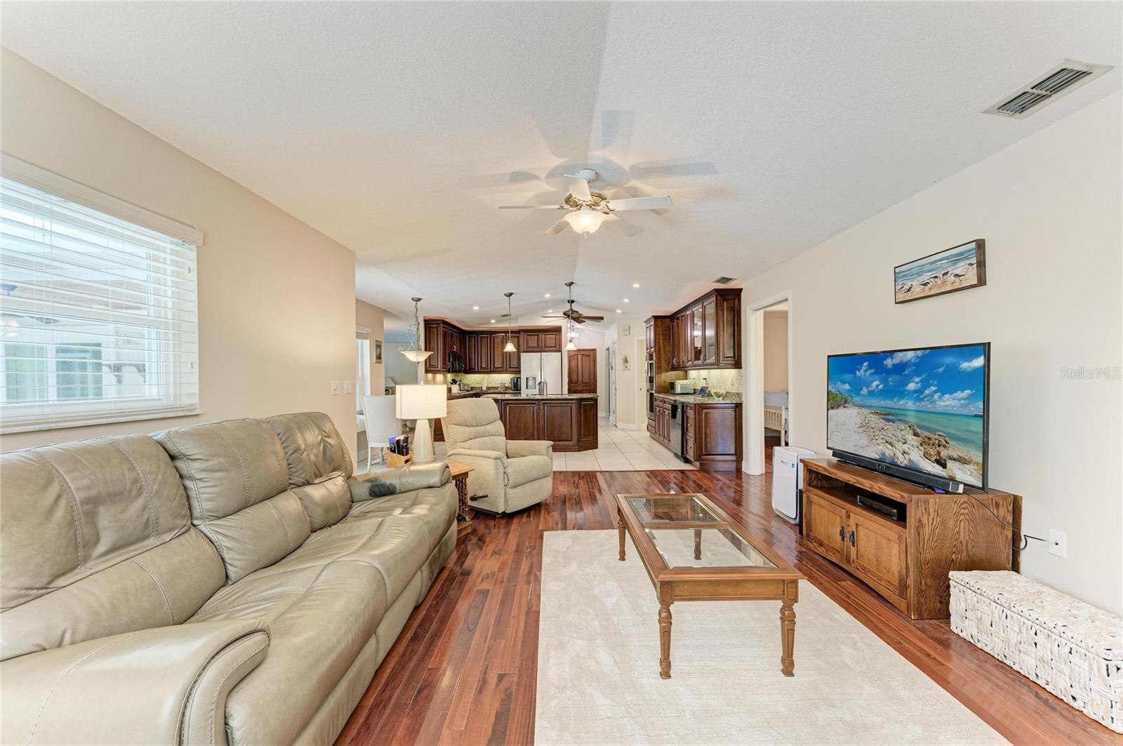 HIDDEN MEADOWS - Residential