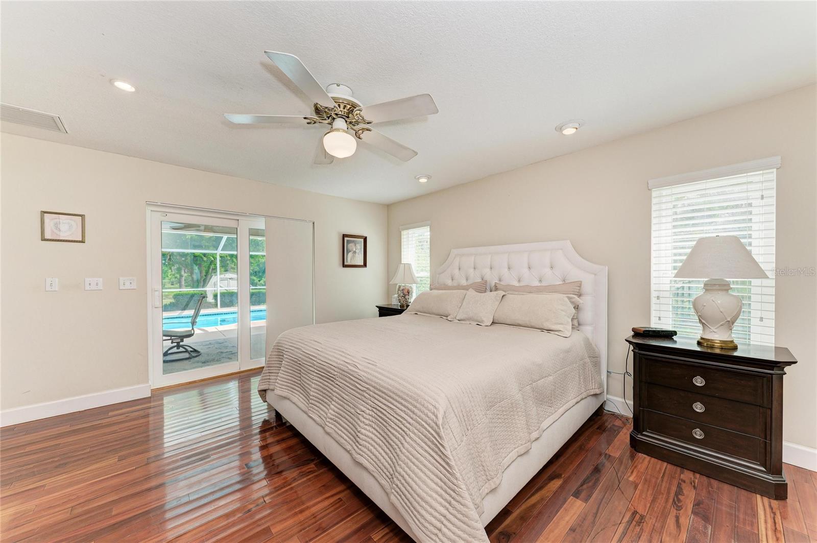 HIDDEN MEADOWS - Residential