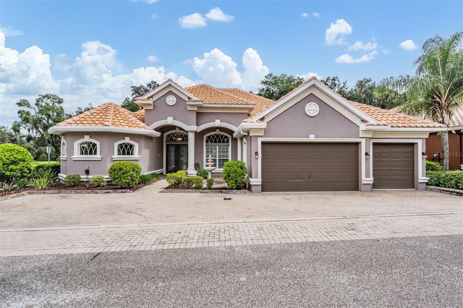 LAKE JOVITA GOLF AND COUNTRY CLUB - Residential