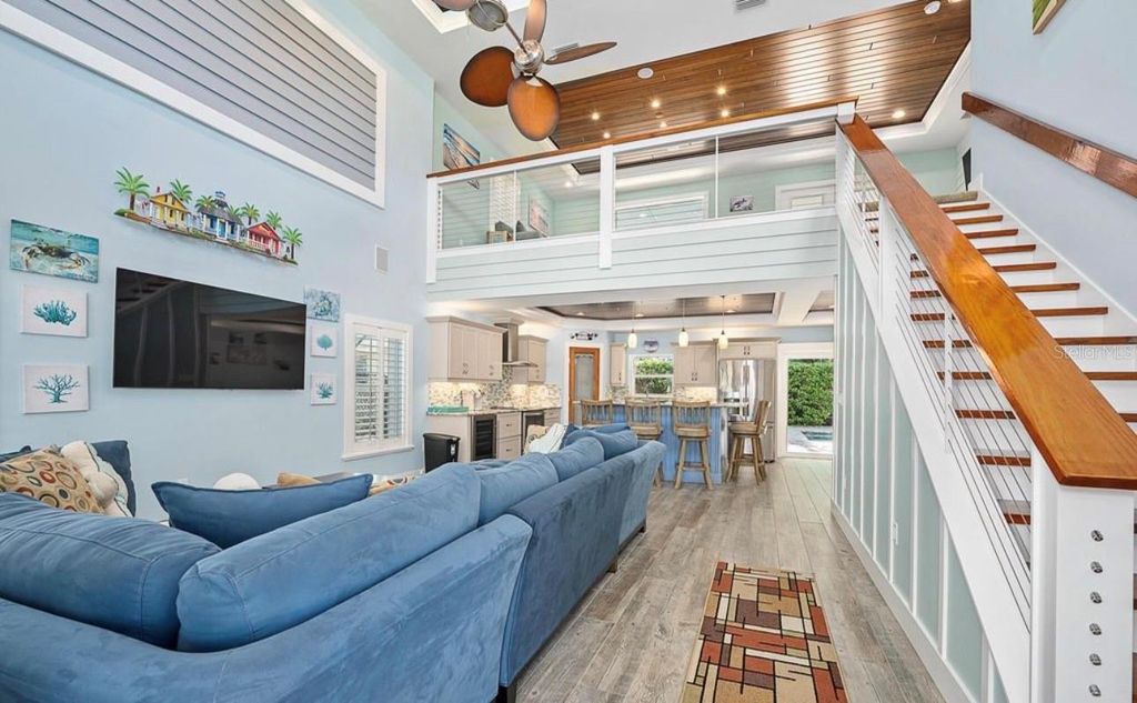 Photo of 130 Hernandez Avenue, Ormond Beach, FL 32174 (MLS # V4946028)