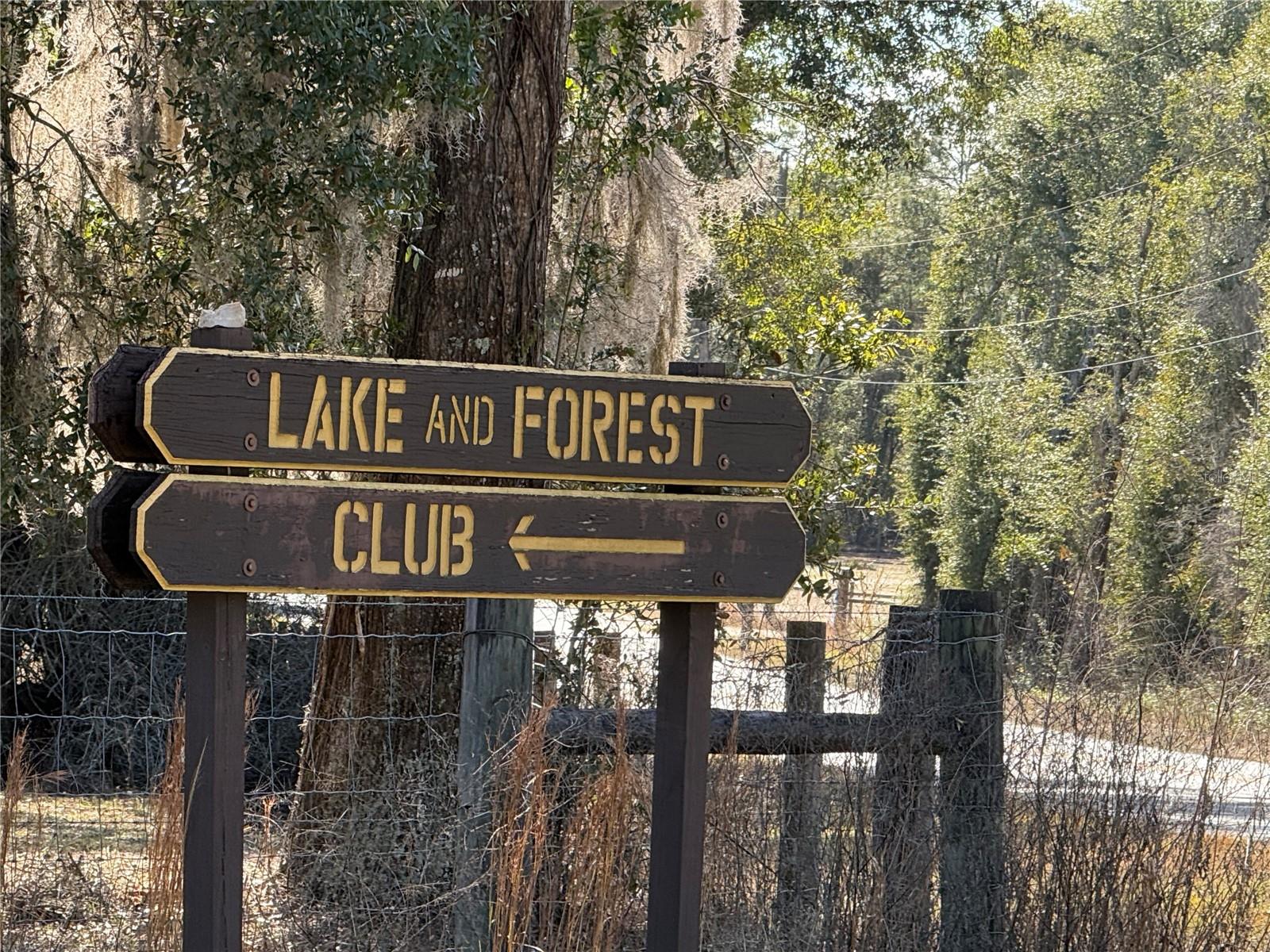 LAKE & FOREST CLUB - Residential