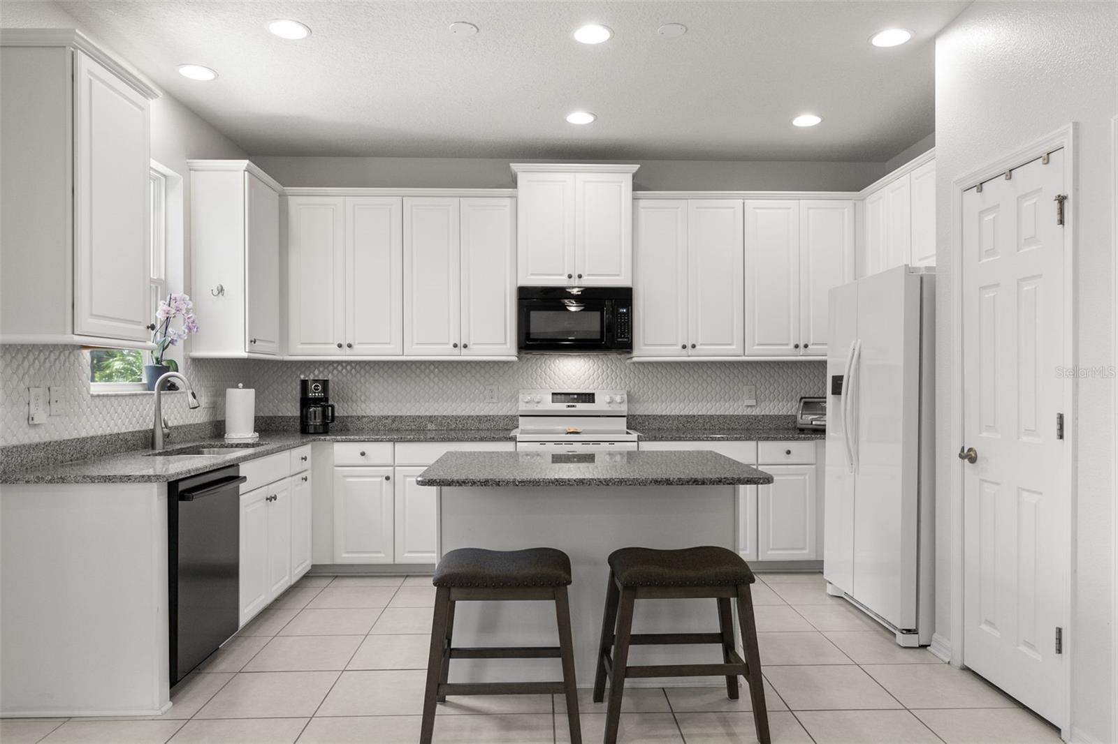 VISTA LKS/BAILEYS BLUFF - Residential