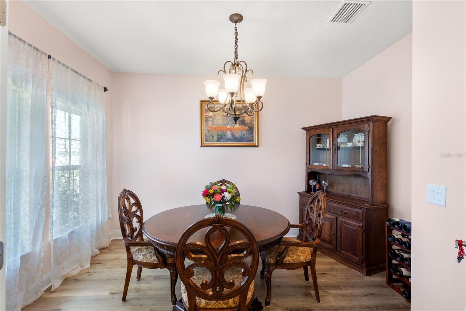 VISTA LKS/BAILEYS BLUFF - Residential