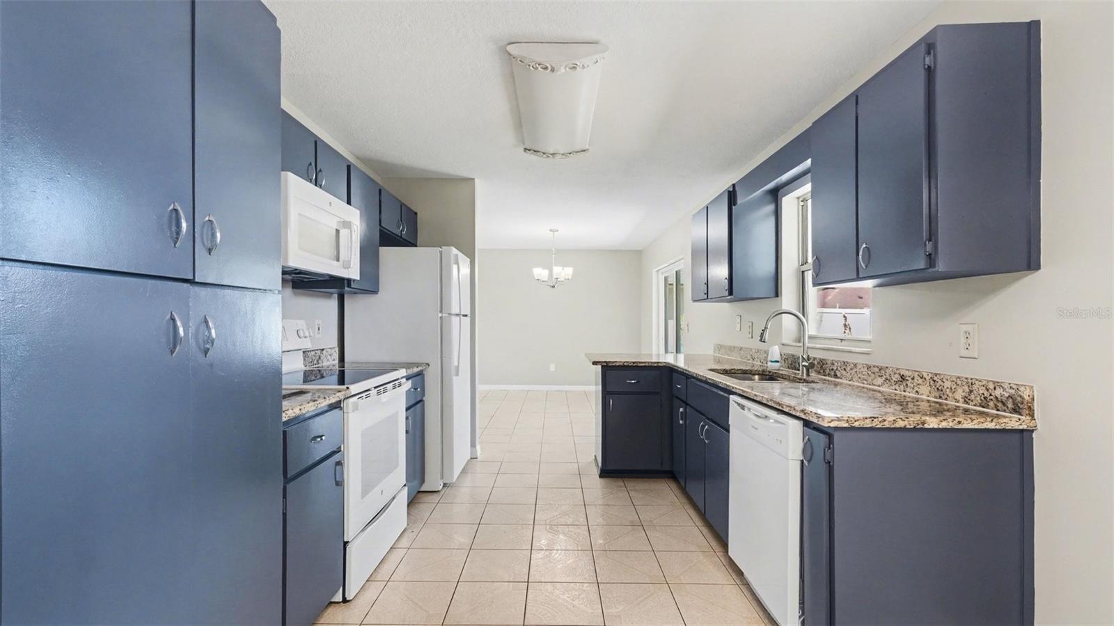 COUNTRYSIDE ESTATE - Residential