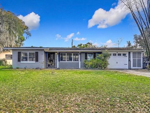 512 N LAKEMONT AVENUE WINTER PARK FL 32792