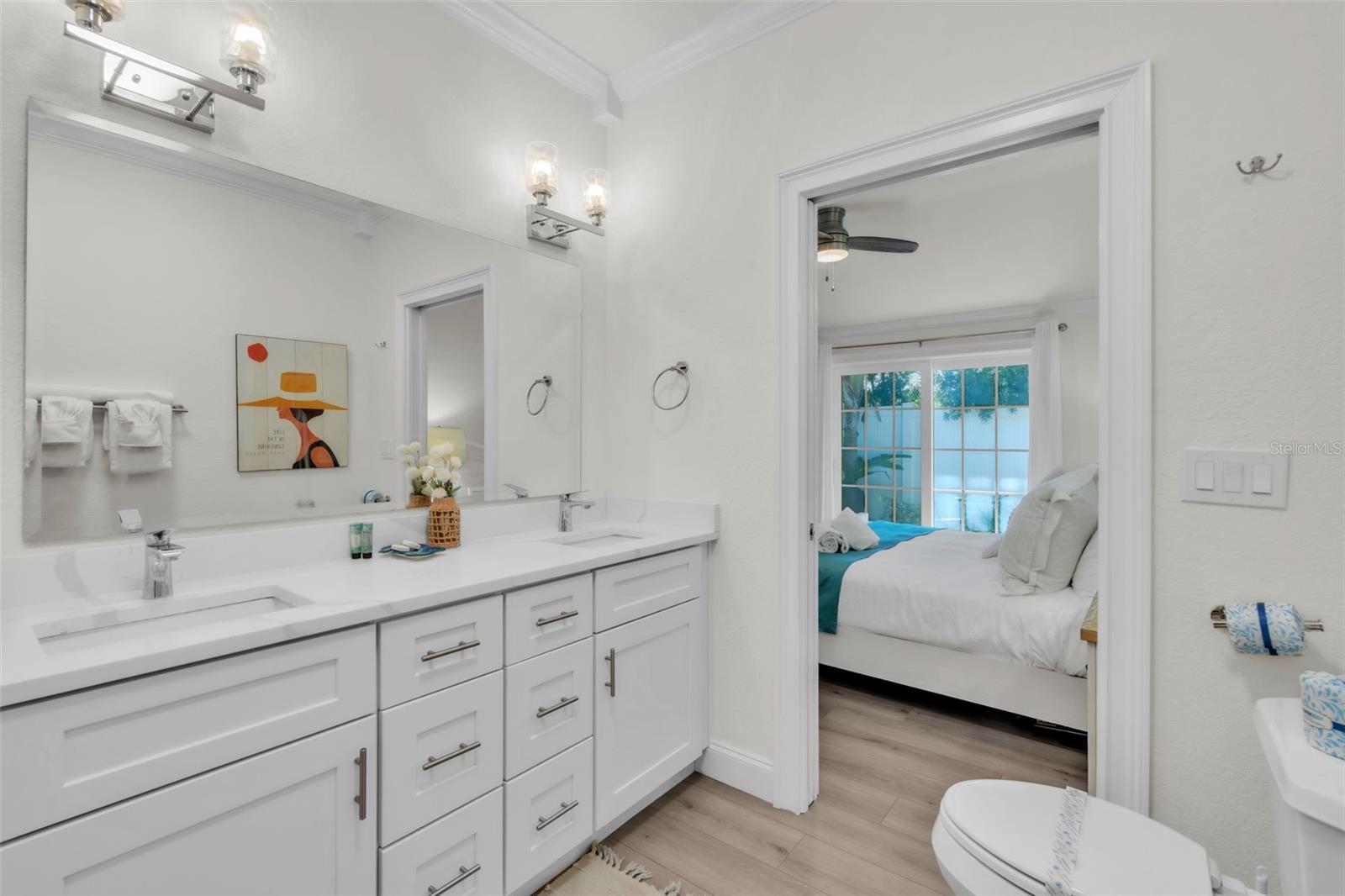 THE BLUE LAGOON - Residential