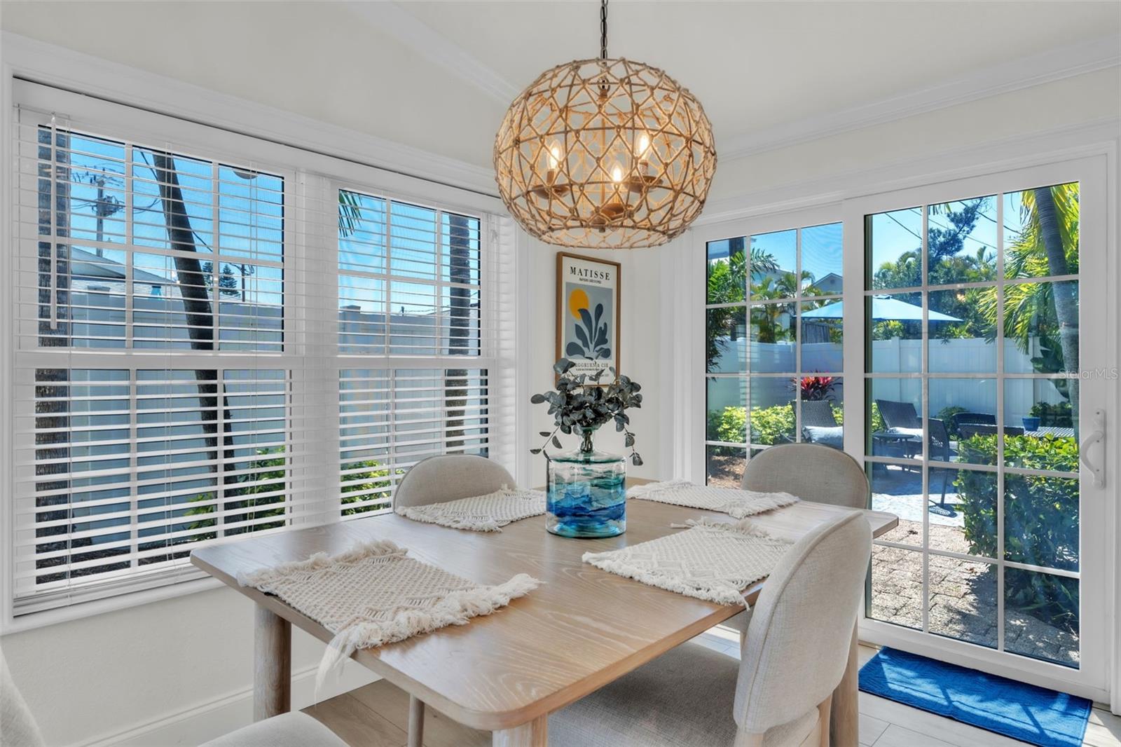 THE BLUE LAGOON - Residential