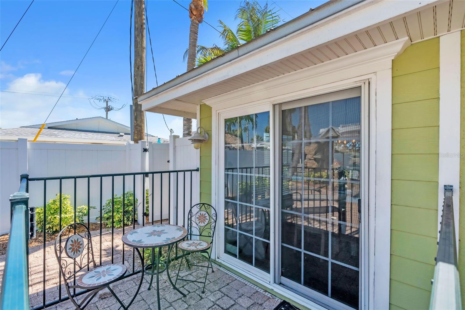 THE BLUE LAGOON - Residential