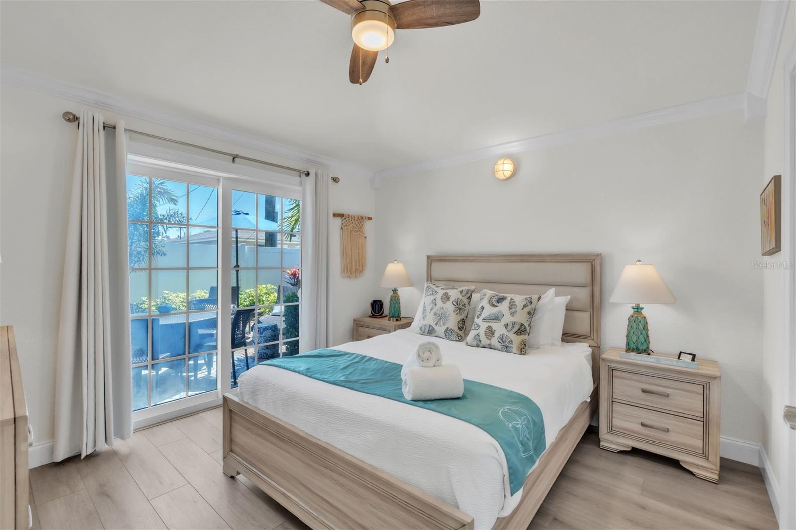 THE BLUE LAGOON - Residential