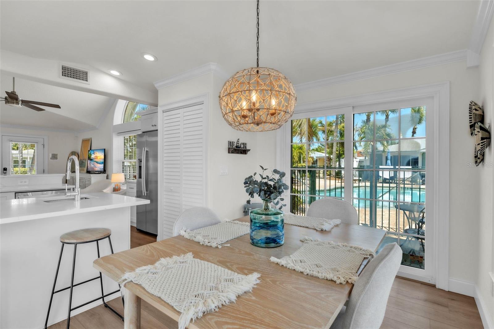 THE BLUE LAGOON - Residential