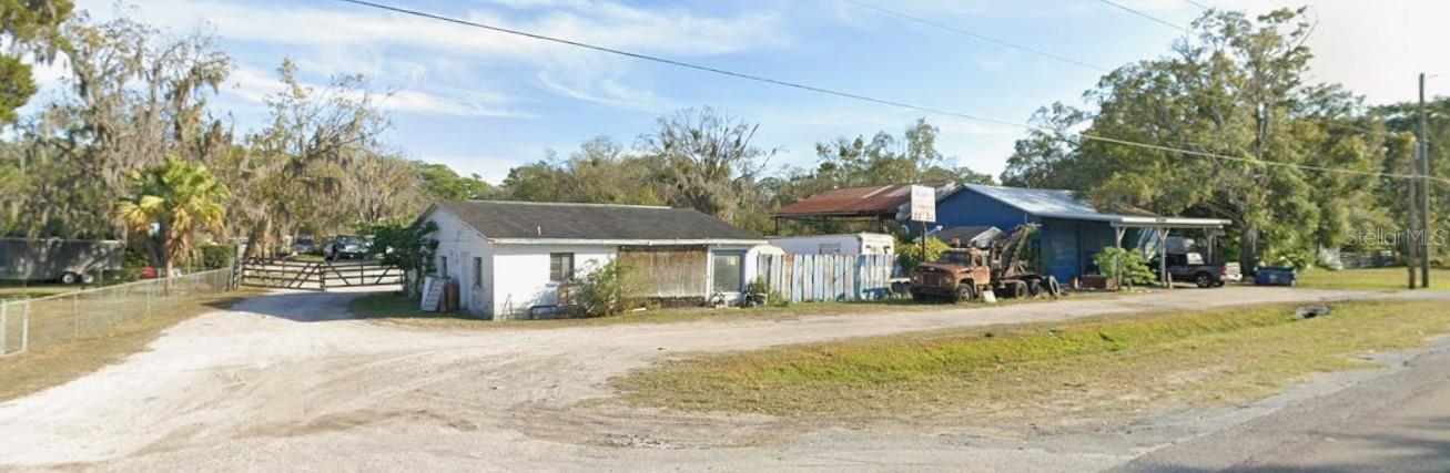 13818 & 13836 US HIGHWAY 41