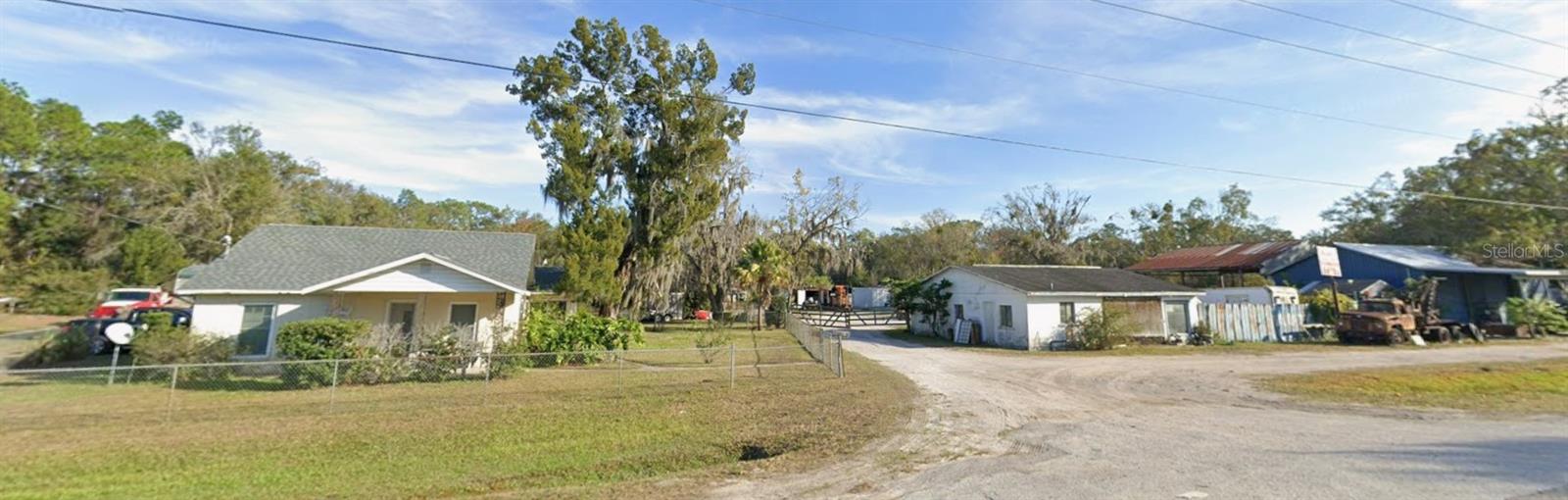 13818 & 13836 US HIGHWAY 41