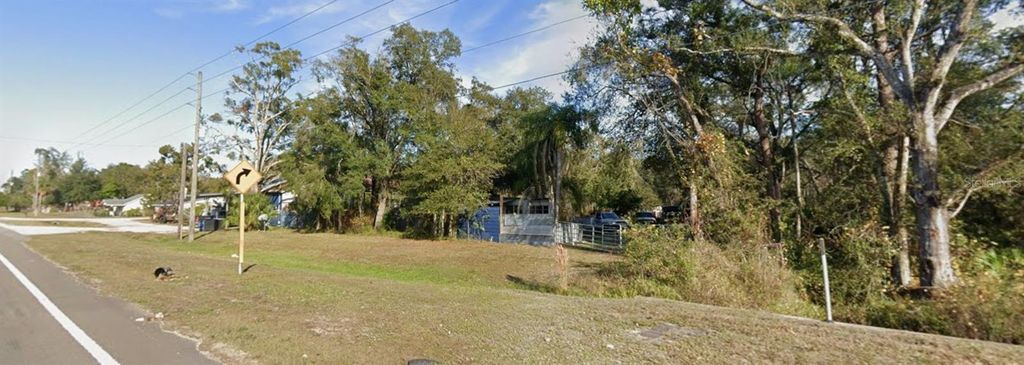 Photo of 13818 Us Highway 41, Spring Hill, FL 34610 (MLS # W7884016)