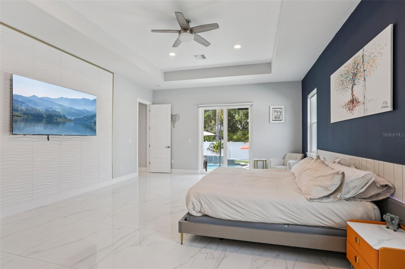 FOSTERS BELLEAIR - Residential