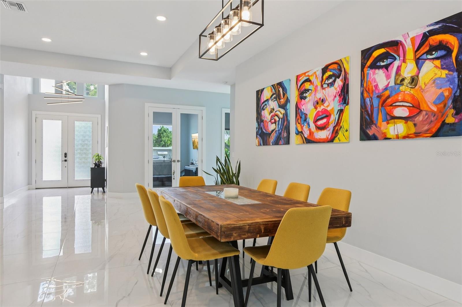 FOSTERS BELLEAIR - Residential