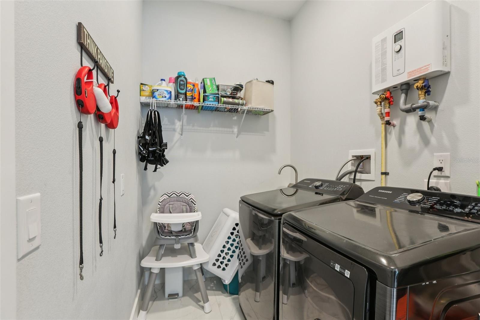 FOSTERS BELLEAIR - Residential