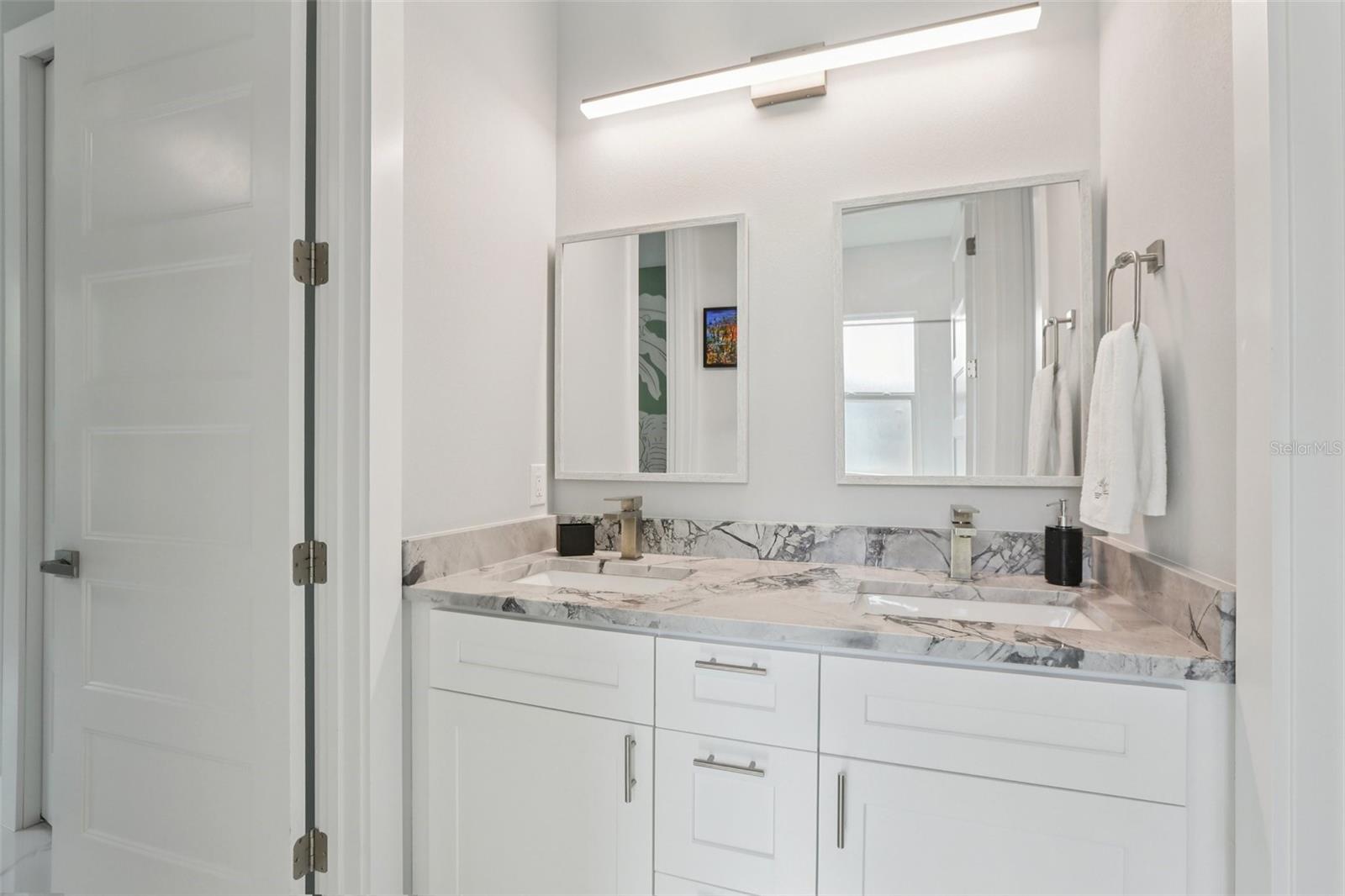 FOSTERS BELLEAIR - Residential