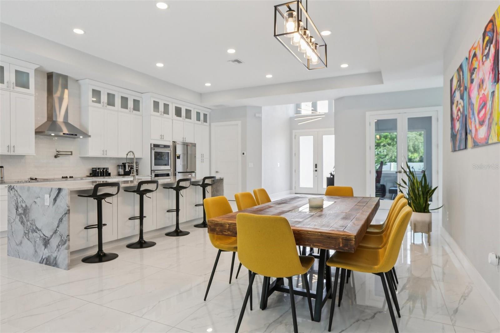 FOSTERS BELLEAIR - Residential