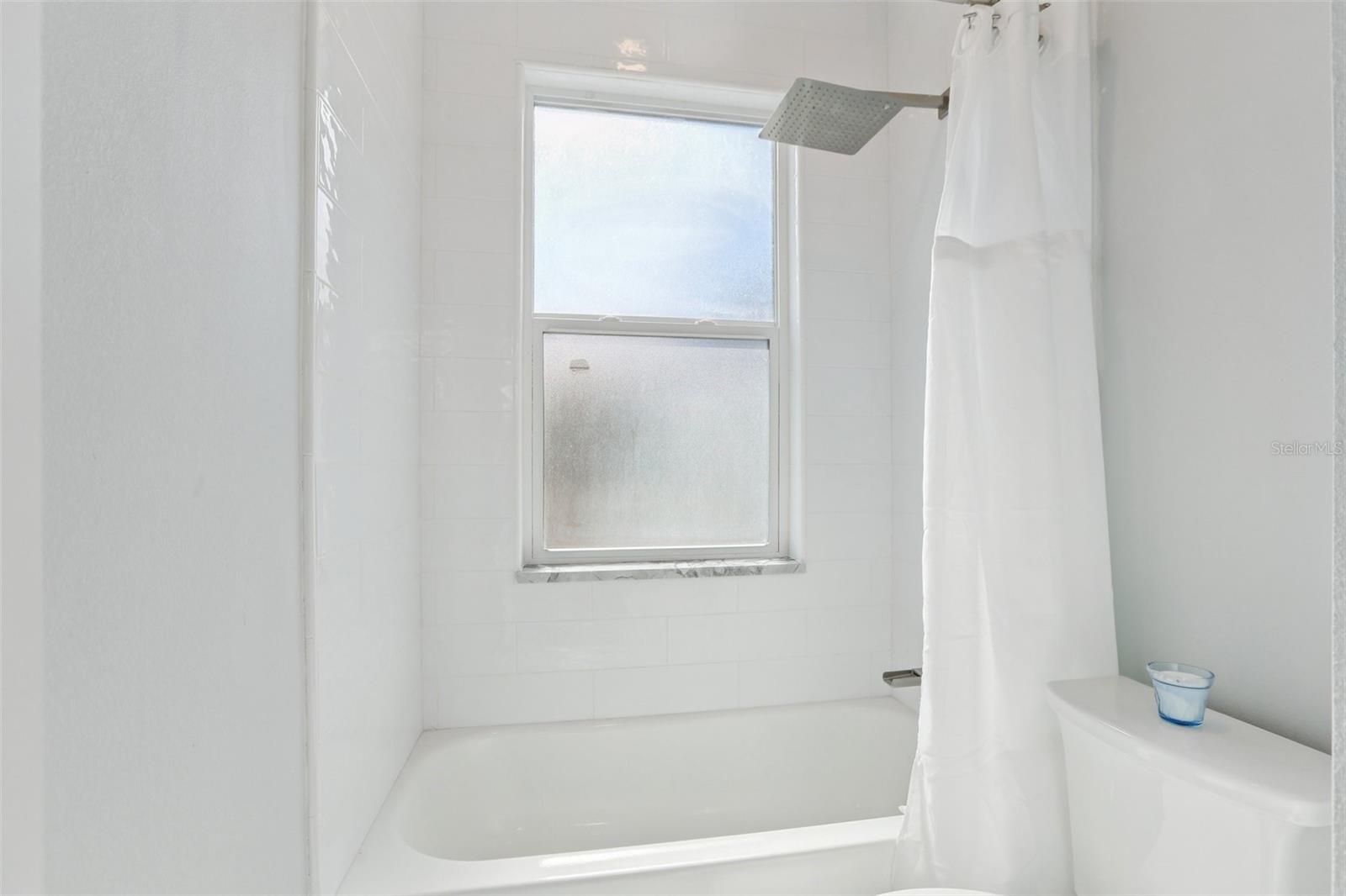 FOSTERS BELLEAIR - Residential