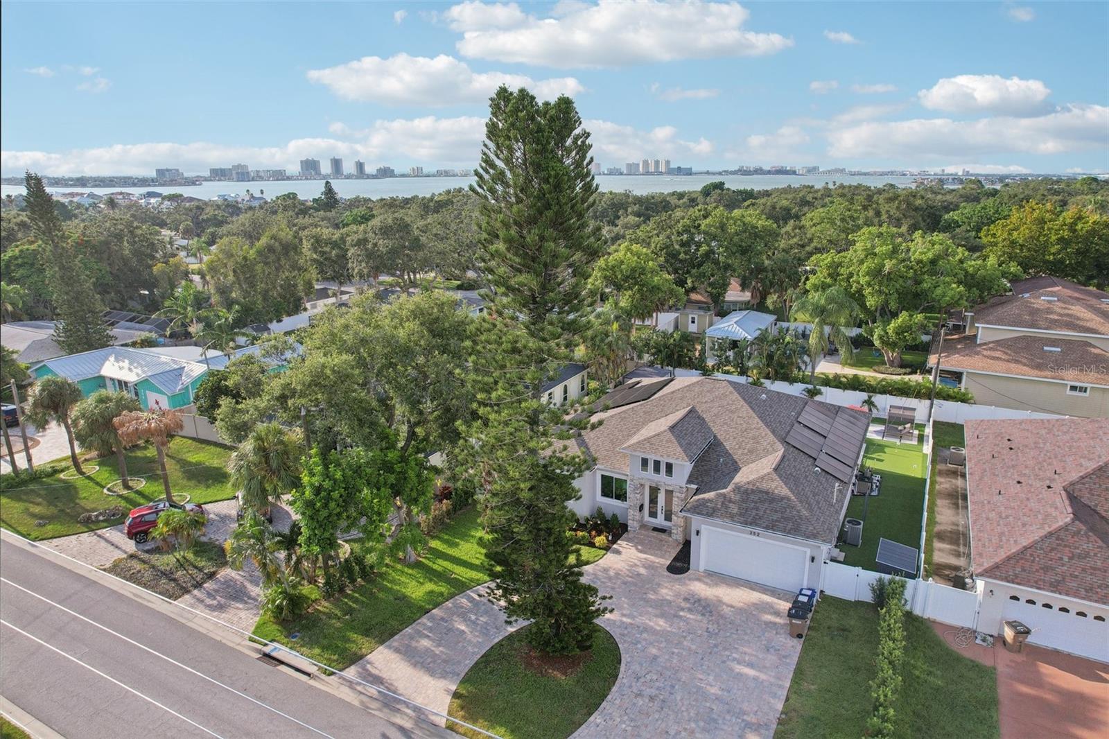 FOSTERS BELLEAIR - Residential