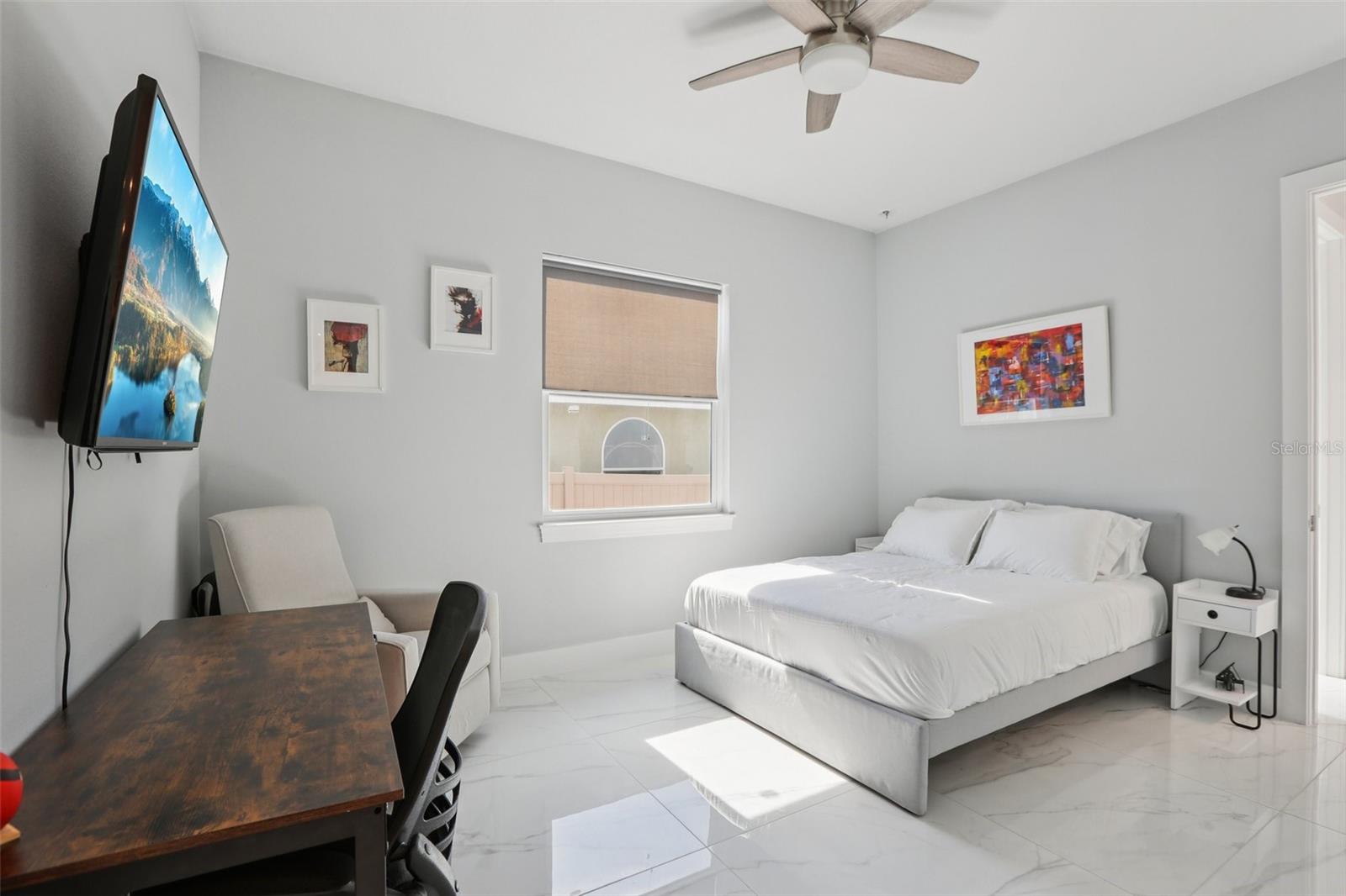 FOSTERS BELLEAIR - Residential