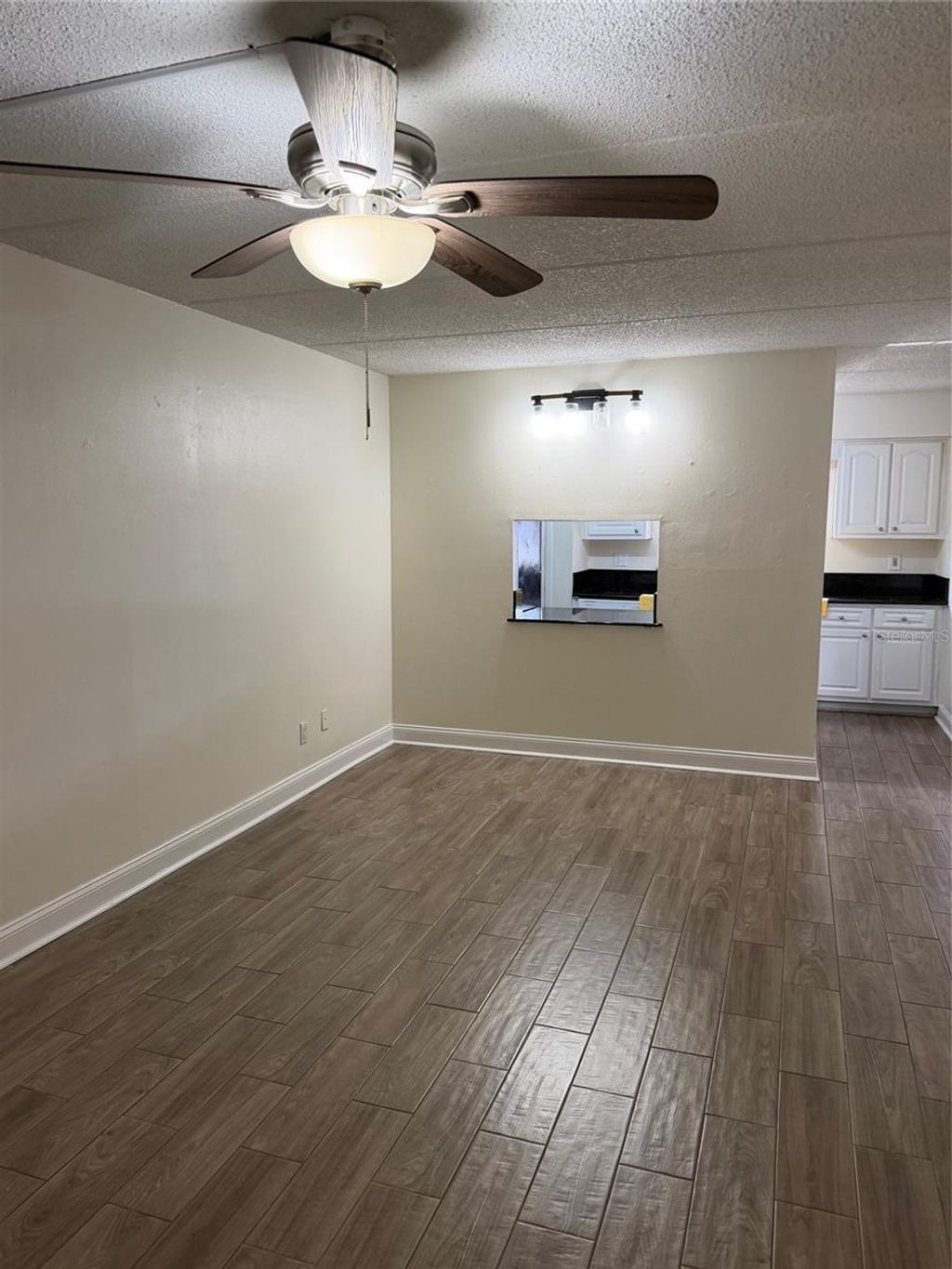 Photo of 120 S Church Avenue #101, Tampa, FL 33609 (MLS # TB8488819)