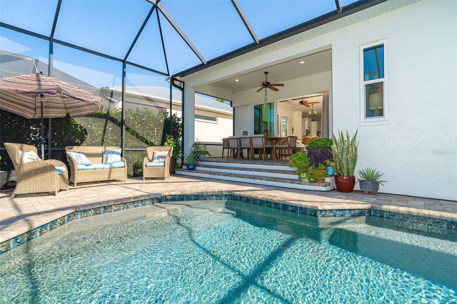 CORAL CAYE - Residential