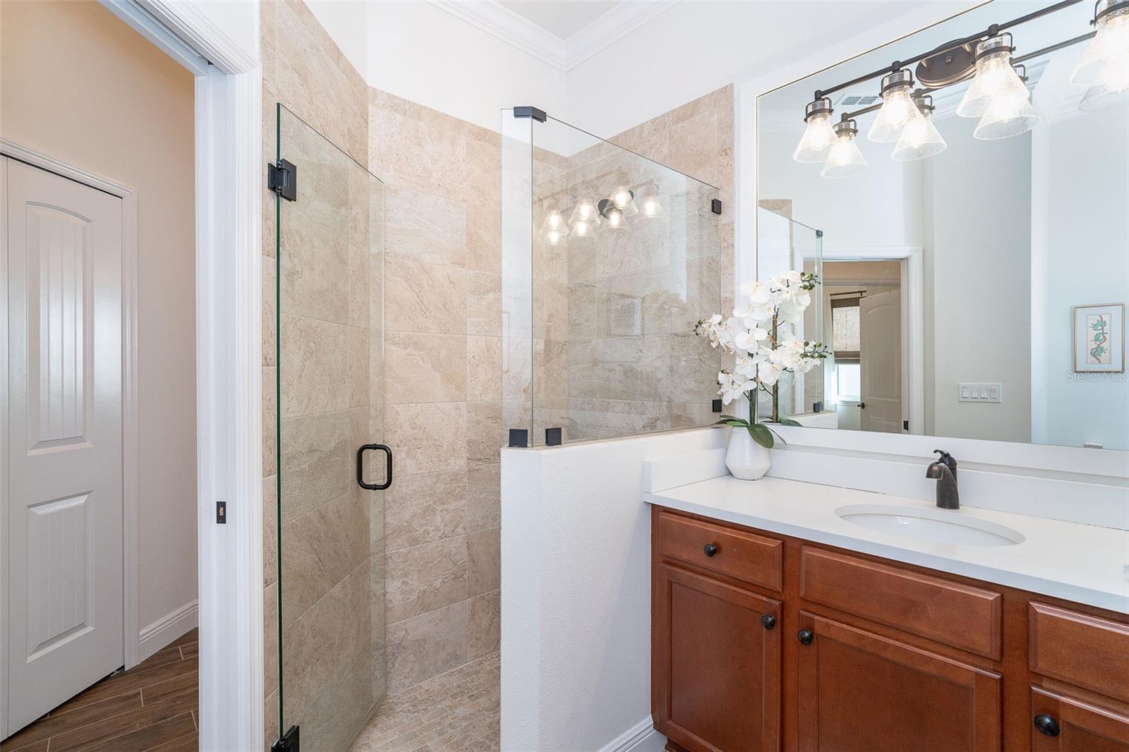 CORAL CAYE - Residential