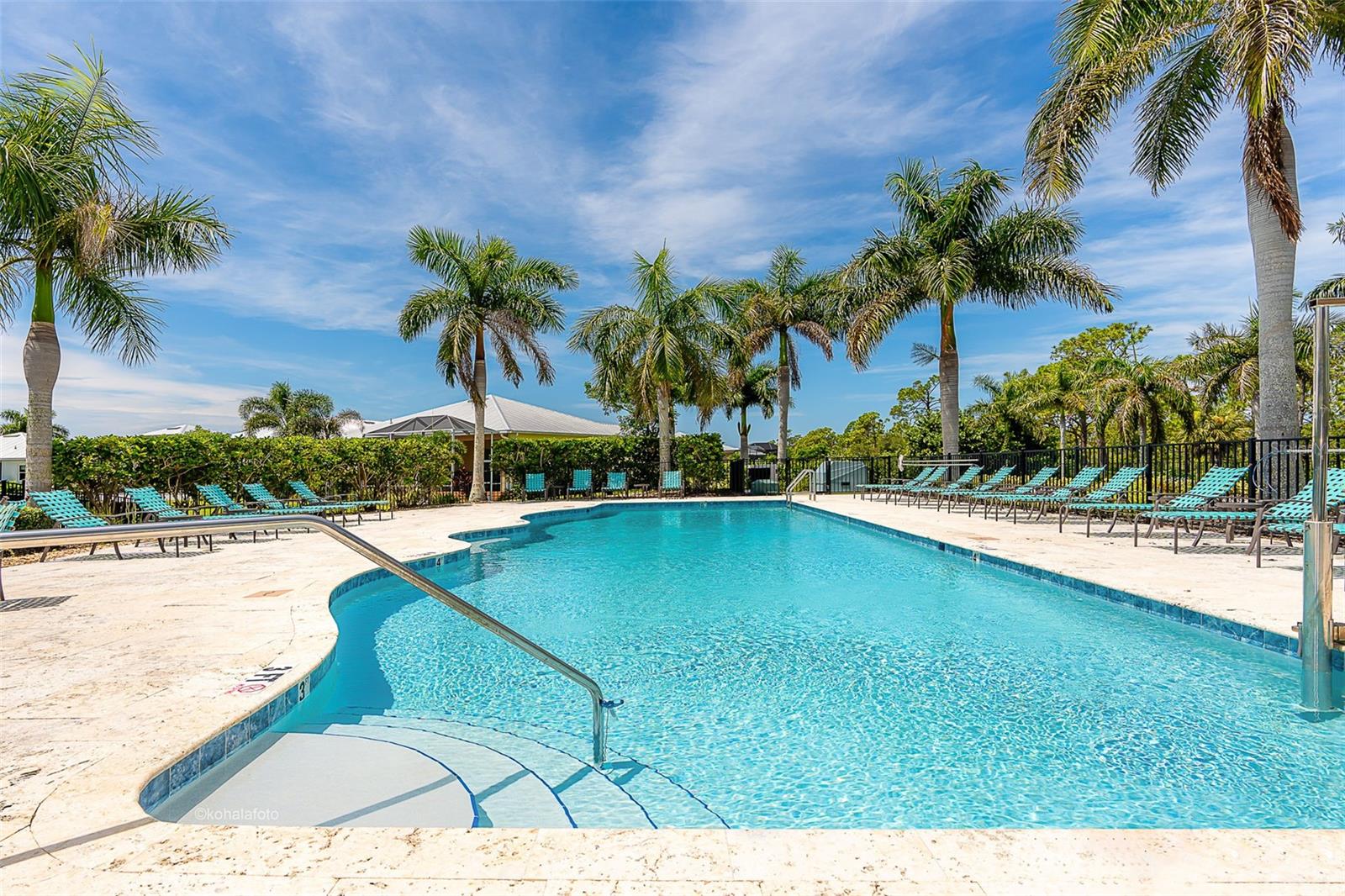 CORAL CAYE - Residential