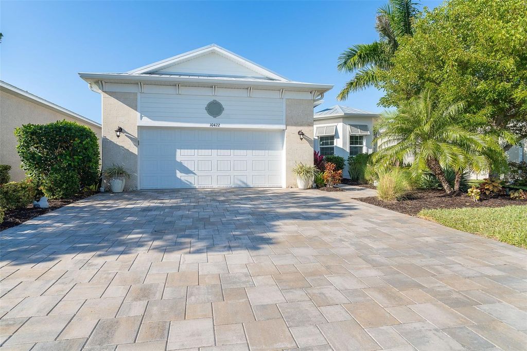 Photo of 10422 Coquina Ct, Placida, FL 33946 (MLS # D6144897)