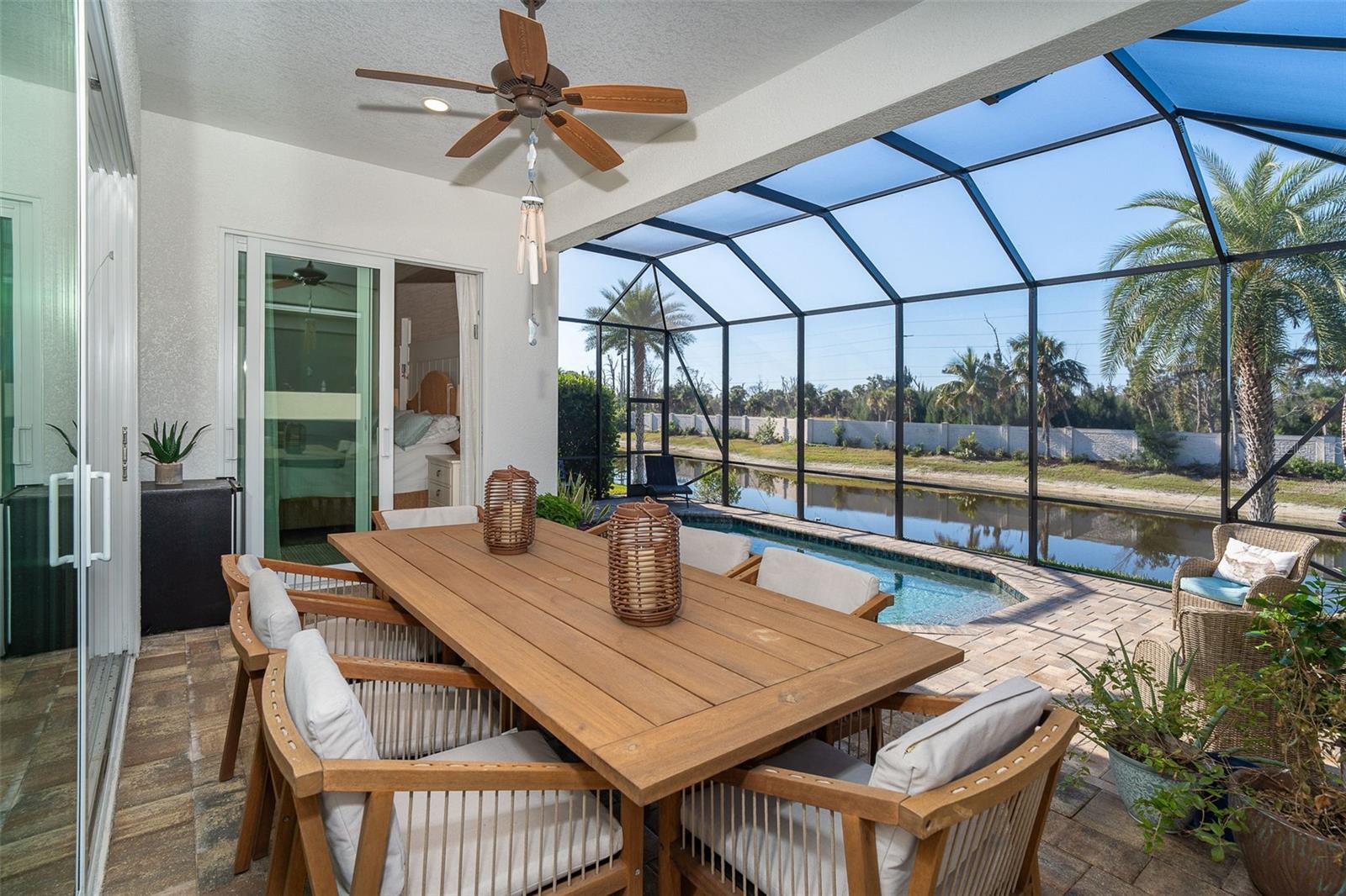 CORAL CAYE - Residential