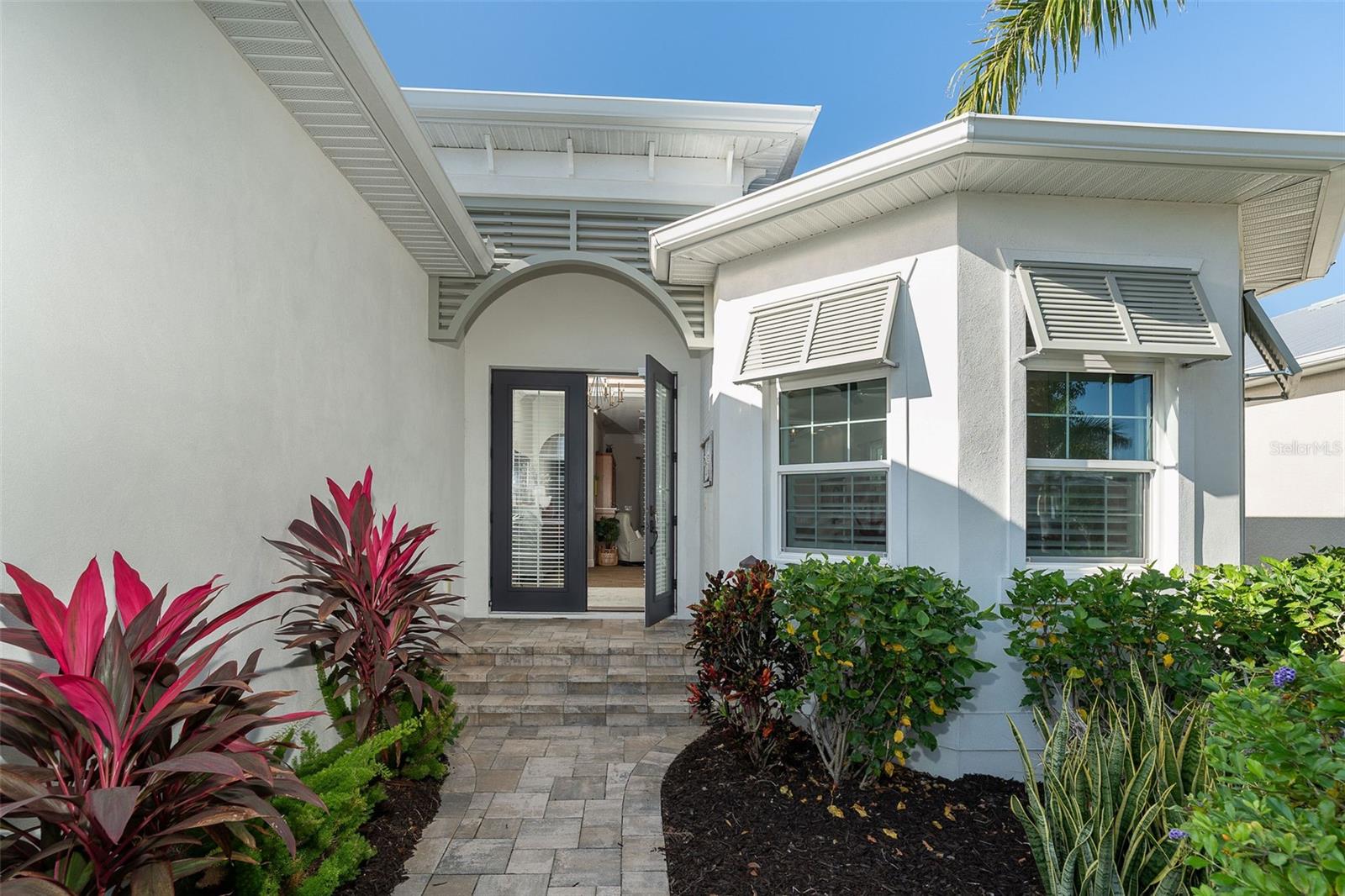 CORAL CAYE - Residential