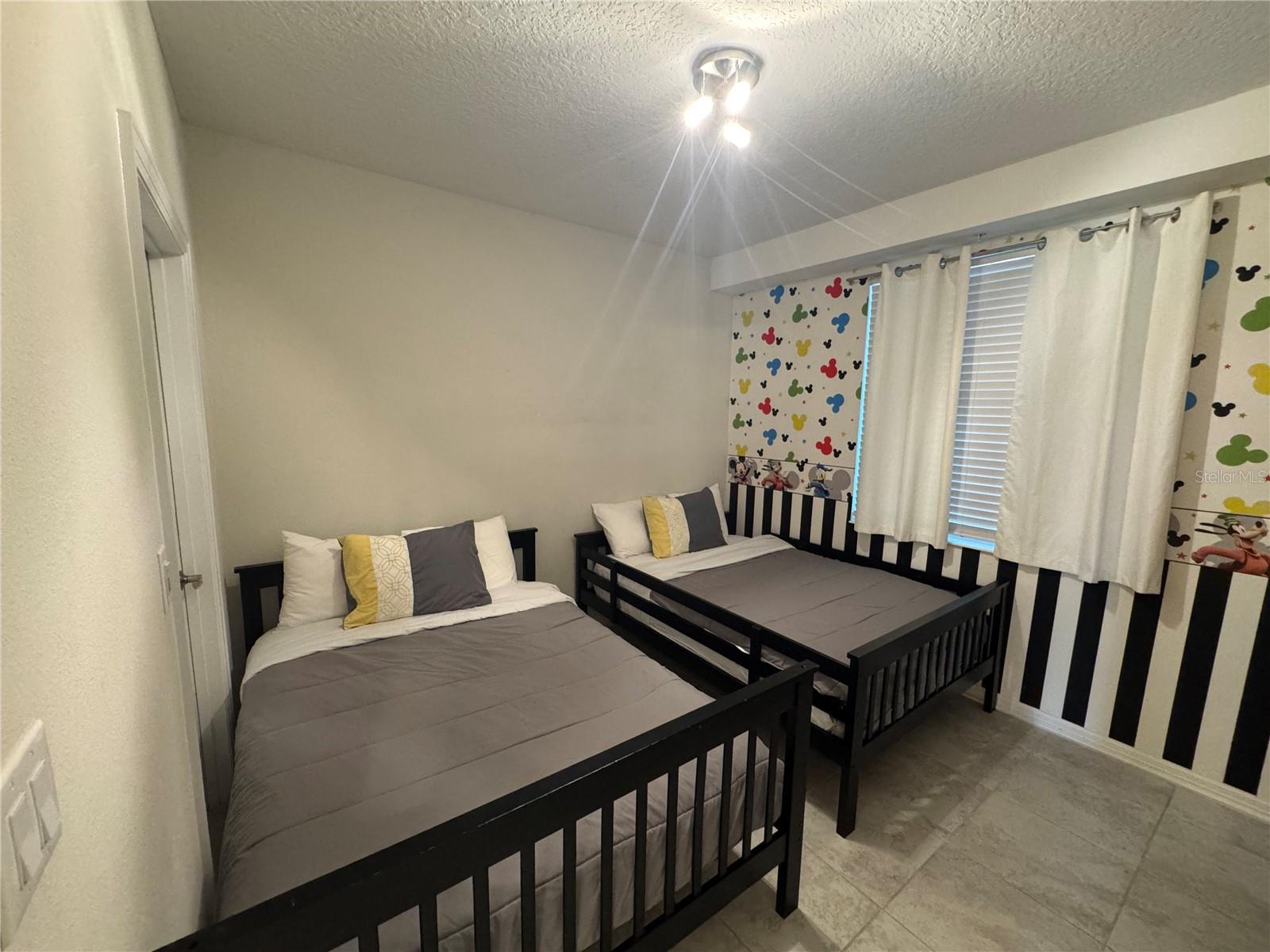 THE TERRACES AT STOREY LAKE CONDO 2 PH 5 - Residential Lease