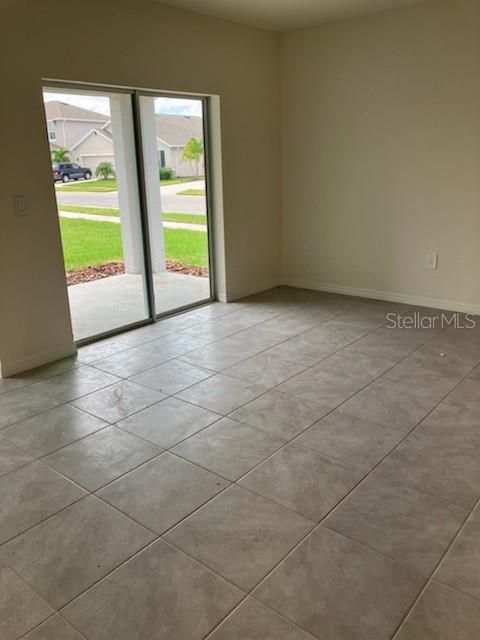 PROMENADE ESTATES PH II - Residential Lease