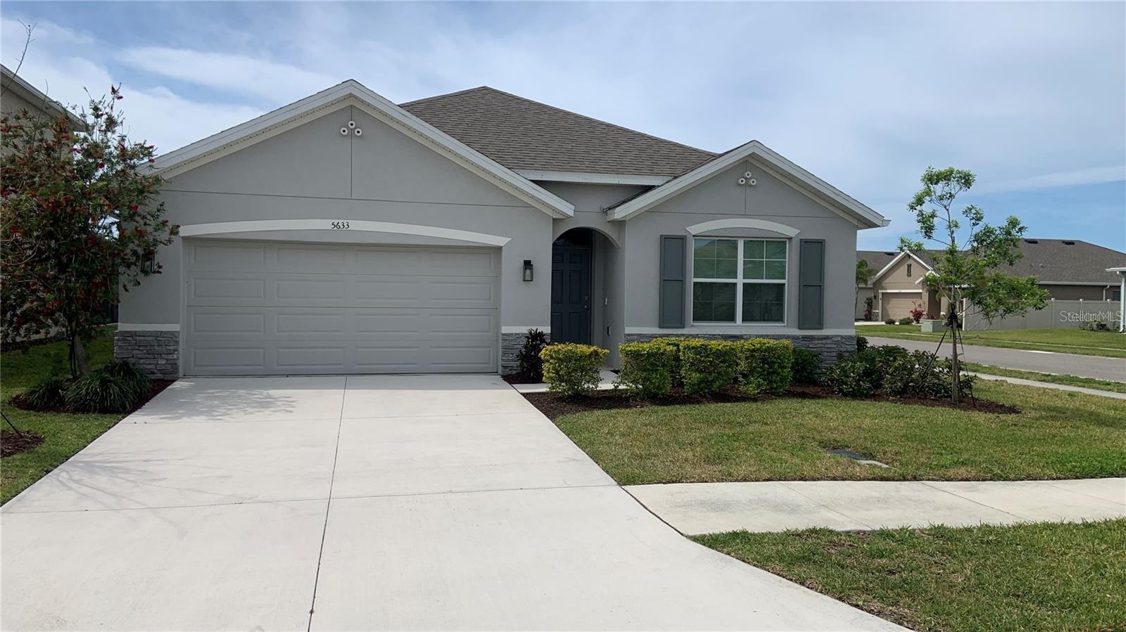 PROMENADE ESTATES PH II - Residential Lease