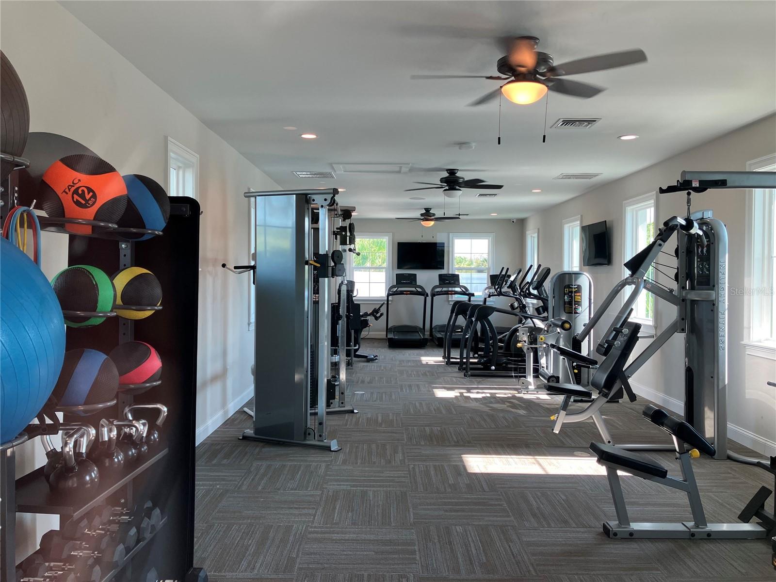 PROMENADE ESTATES PH II - Residential Lease